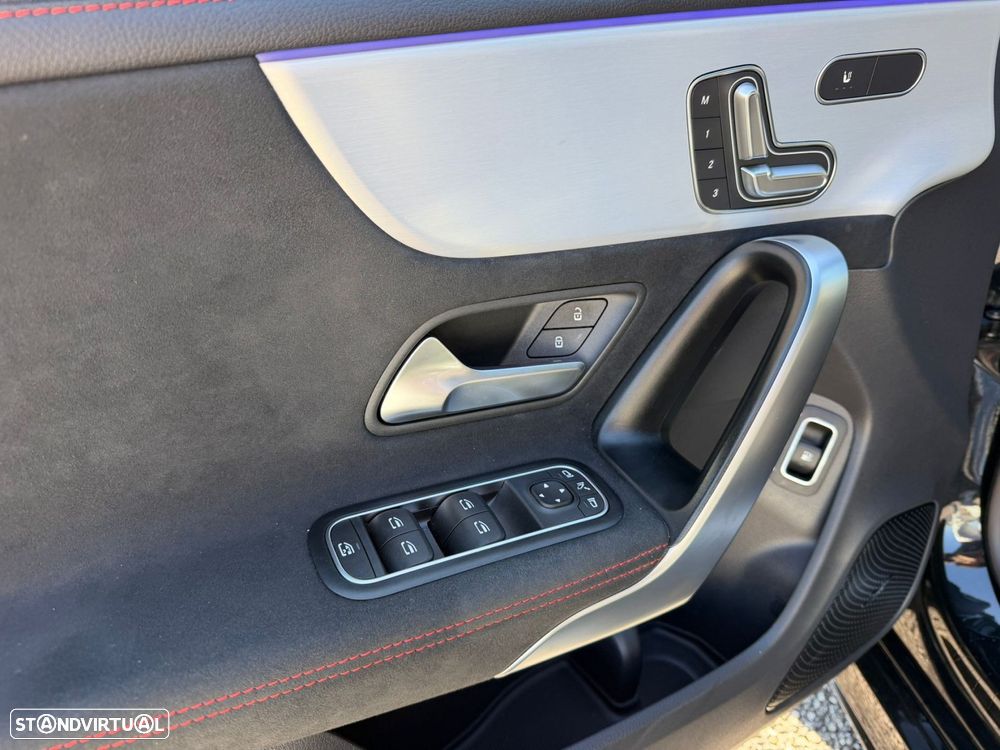 Mercedes-Benz CLA 250 - 36