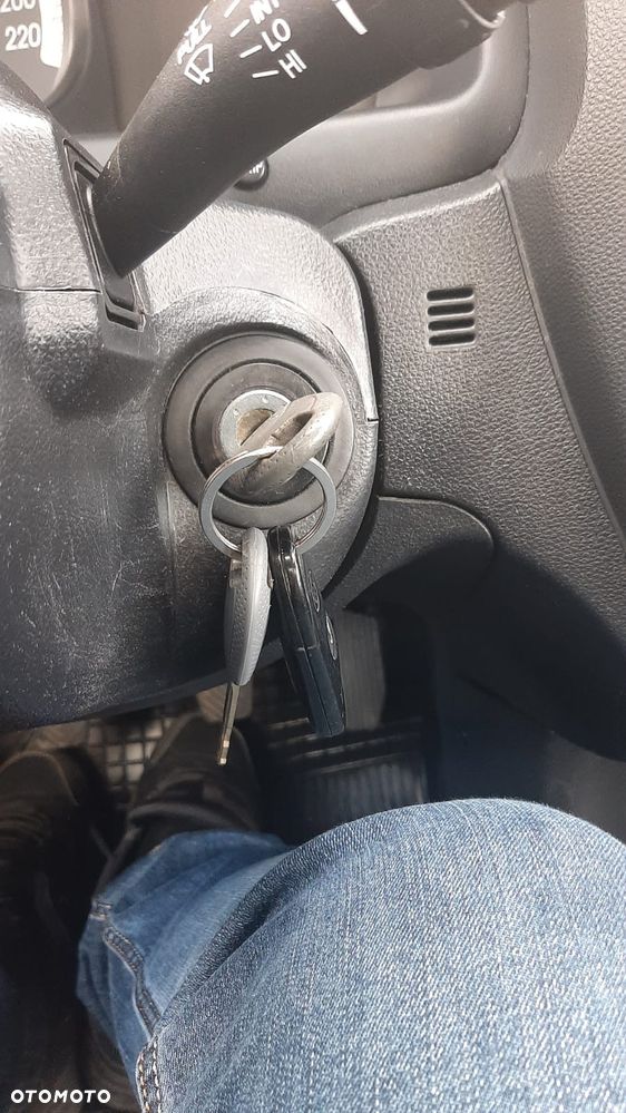 Kia Sportage 2.0 CRDI 4WD Champ - 23