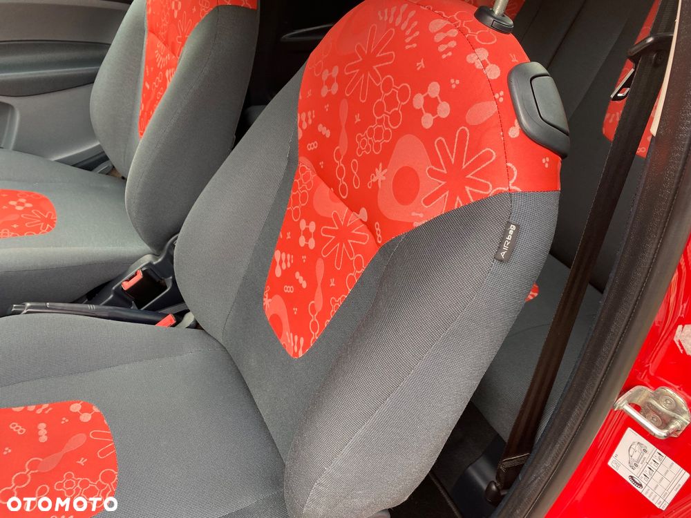 Ford KA 1.2 Titanium EU5 - 16