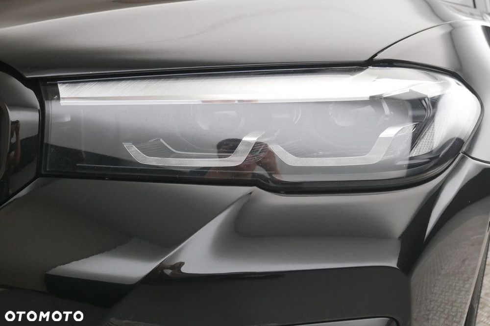 BMW Seria 5 - 13