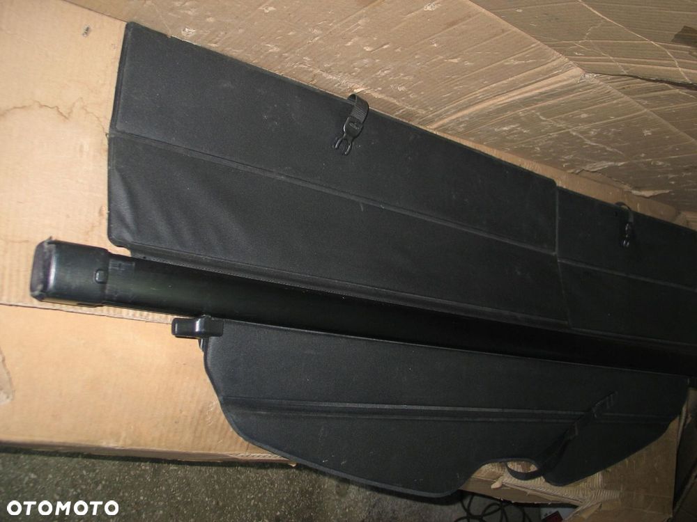 roleta bagaznika mazda premacy 5 V 05-10r. - 2