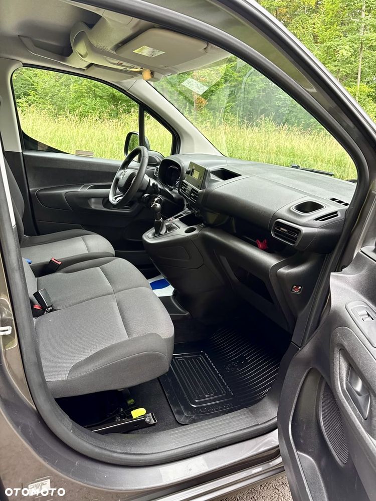 Toyota Proace City - 31