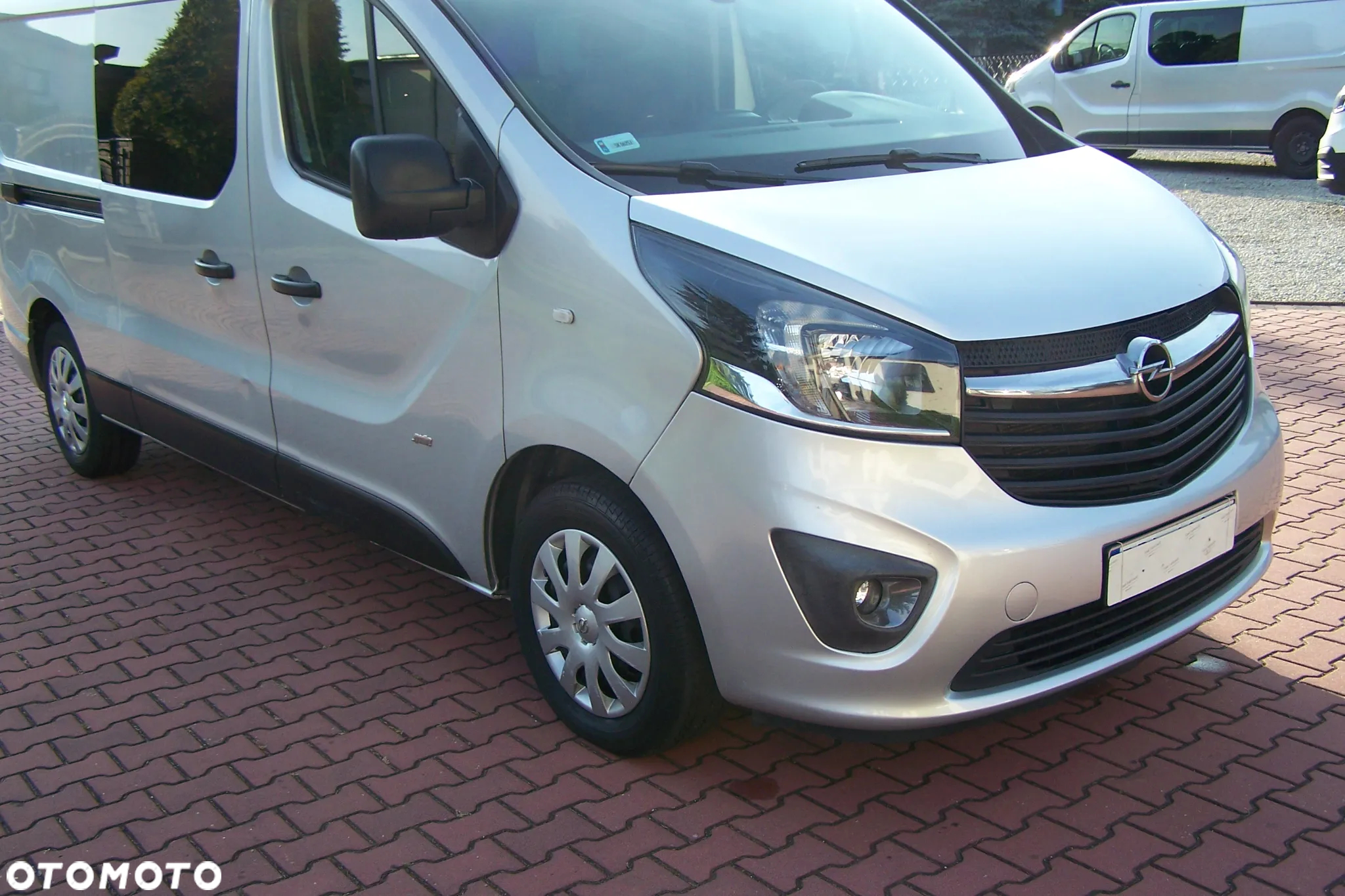 Renault Trafic - 2