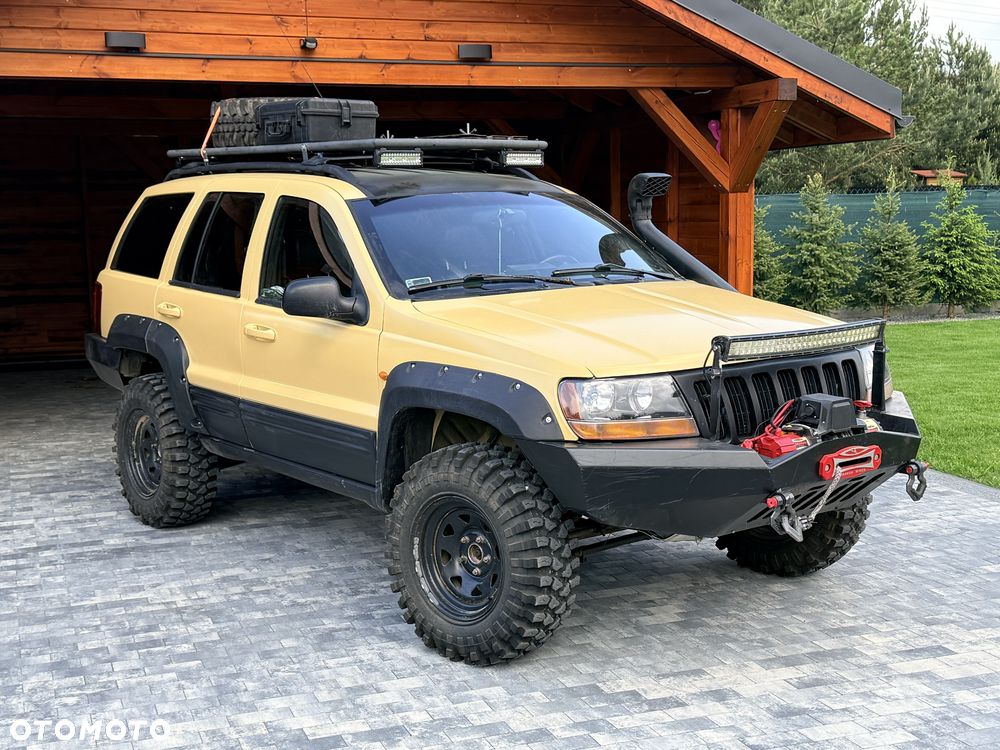 Jeep Grand Cherokee - 1
