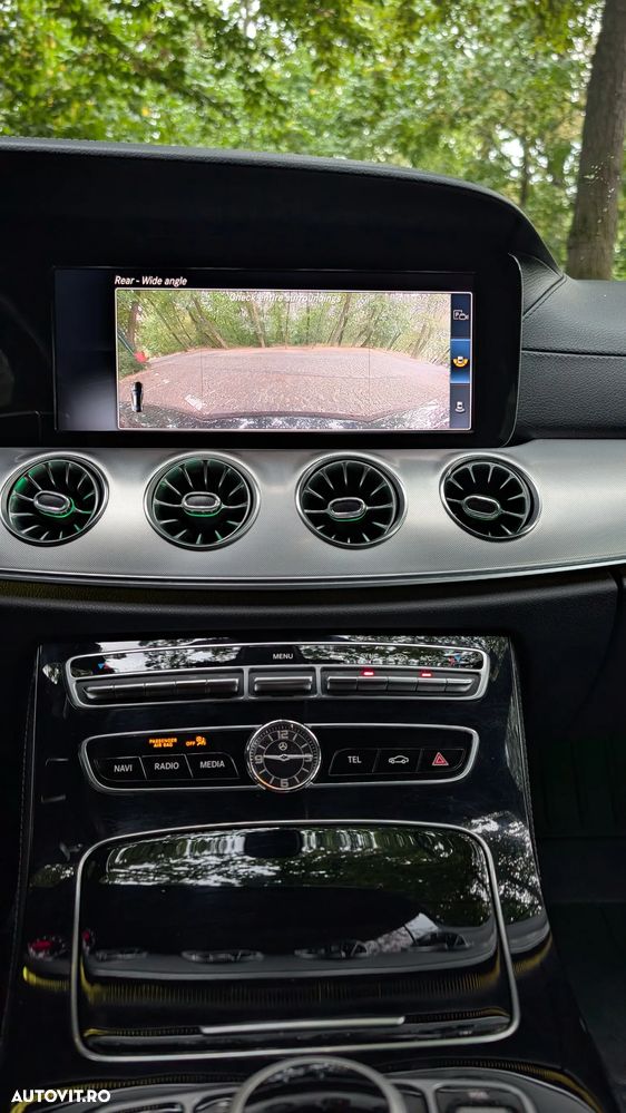 Mercedes-Benz E 200 - 17