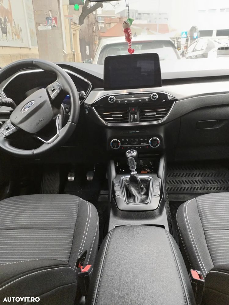 Ford Kuga 1.5 EcoBoost FWD Titanium - 5