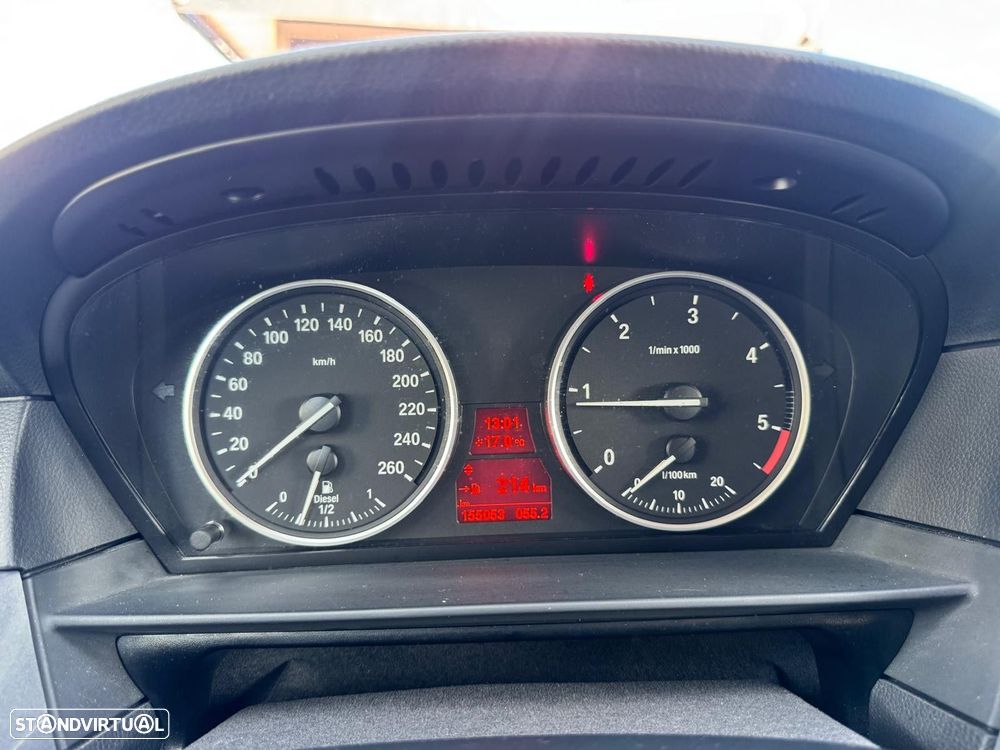 BMW 520 d Touring Executive - 54