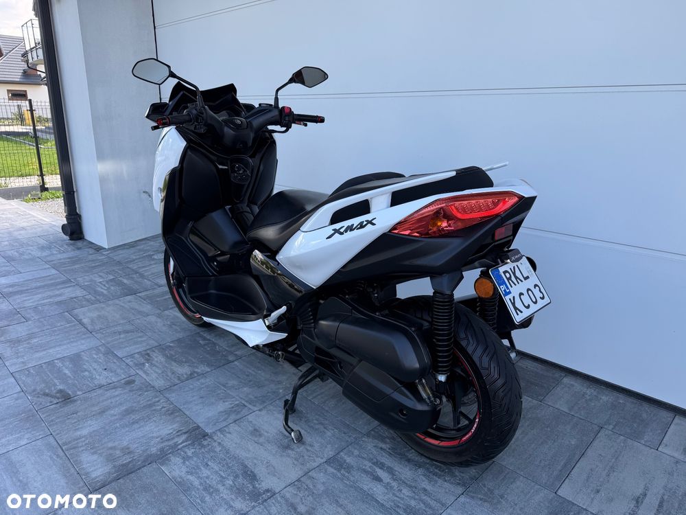 Yamaha X-max - 6