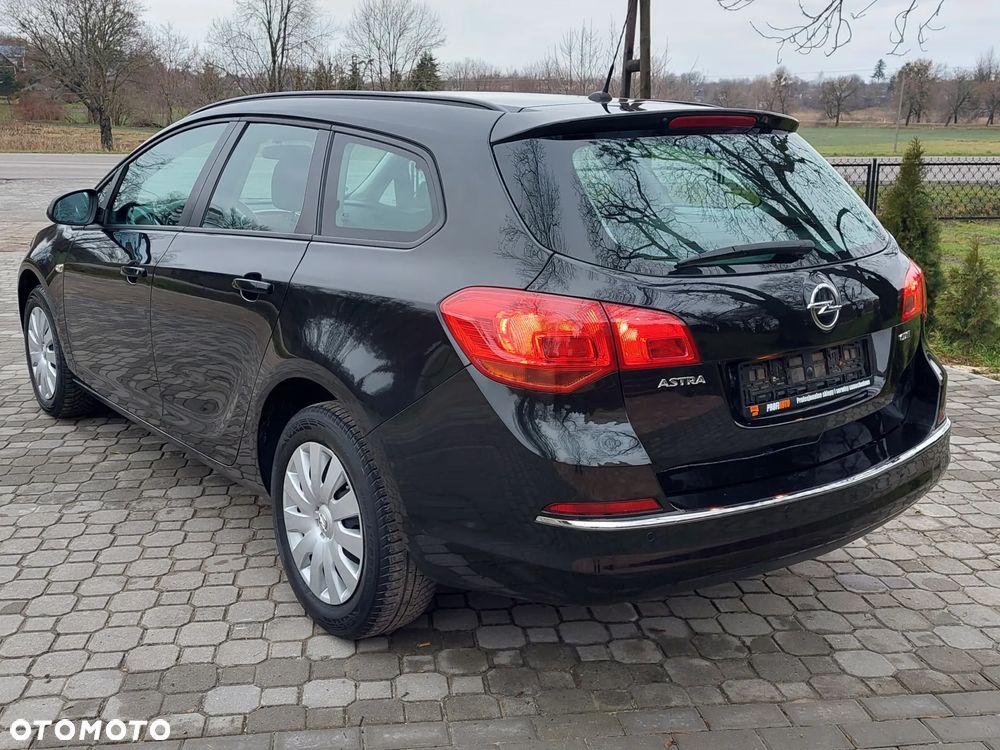 Opel Astra IV 1.6 CDTI Energy - 11