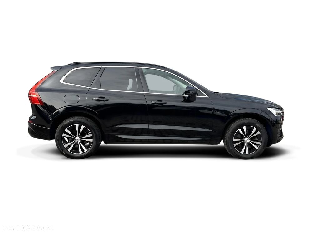 Volvo XC 60 B4 D Momentum Pro - 8