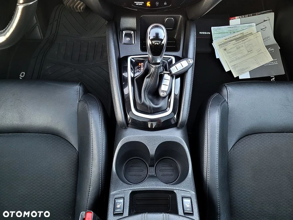 Nissan Qashqai 1.5 dCi DCT TEKNA - 15