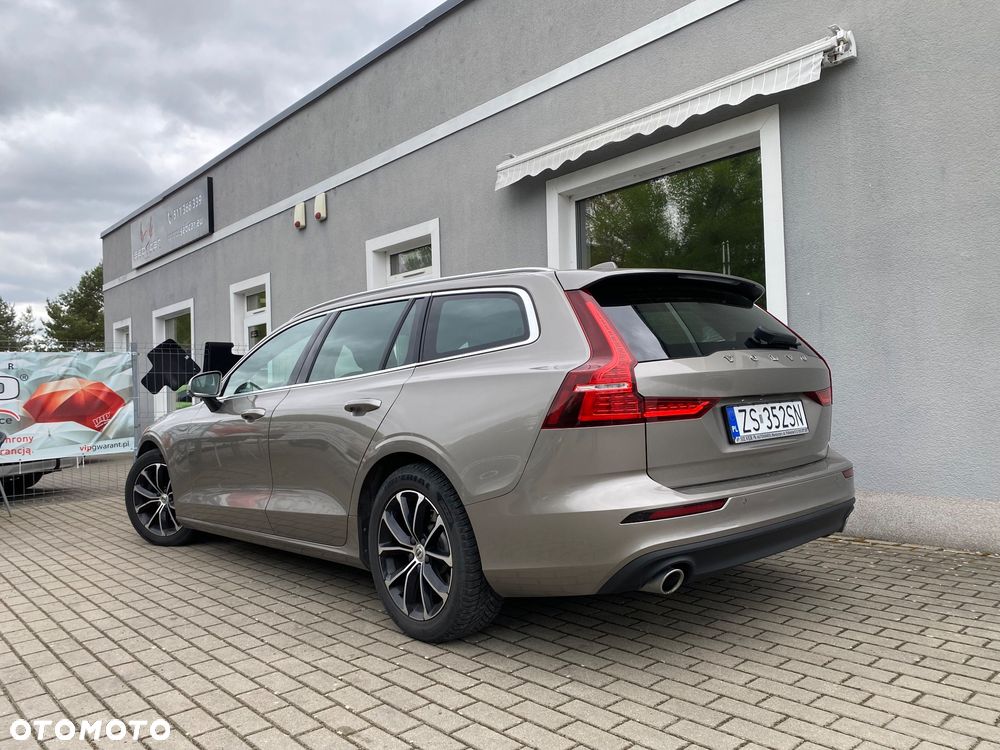 Volvo V60 D4 Geartronic Summum - 15