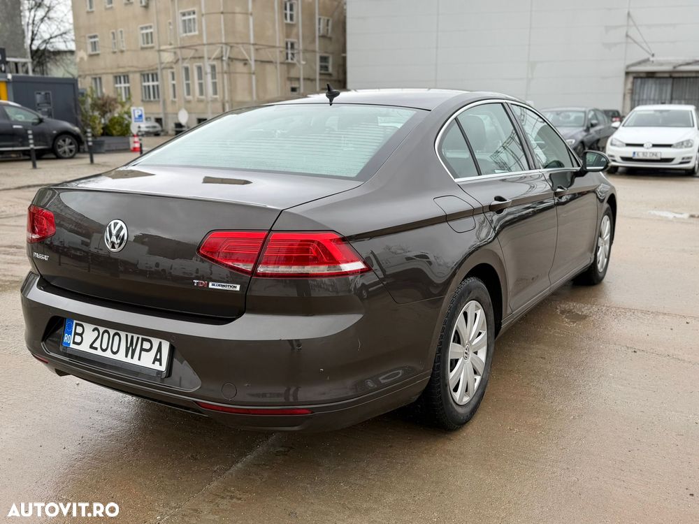 Volkswagen Passat - 6