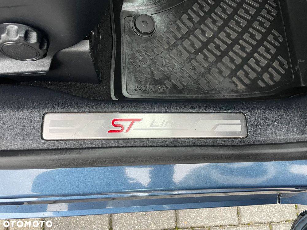 Ford Kuga 2.0 EcoBlue Hybrid ST-LINE - 17