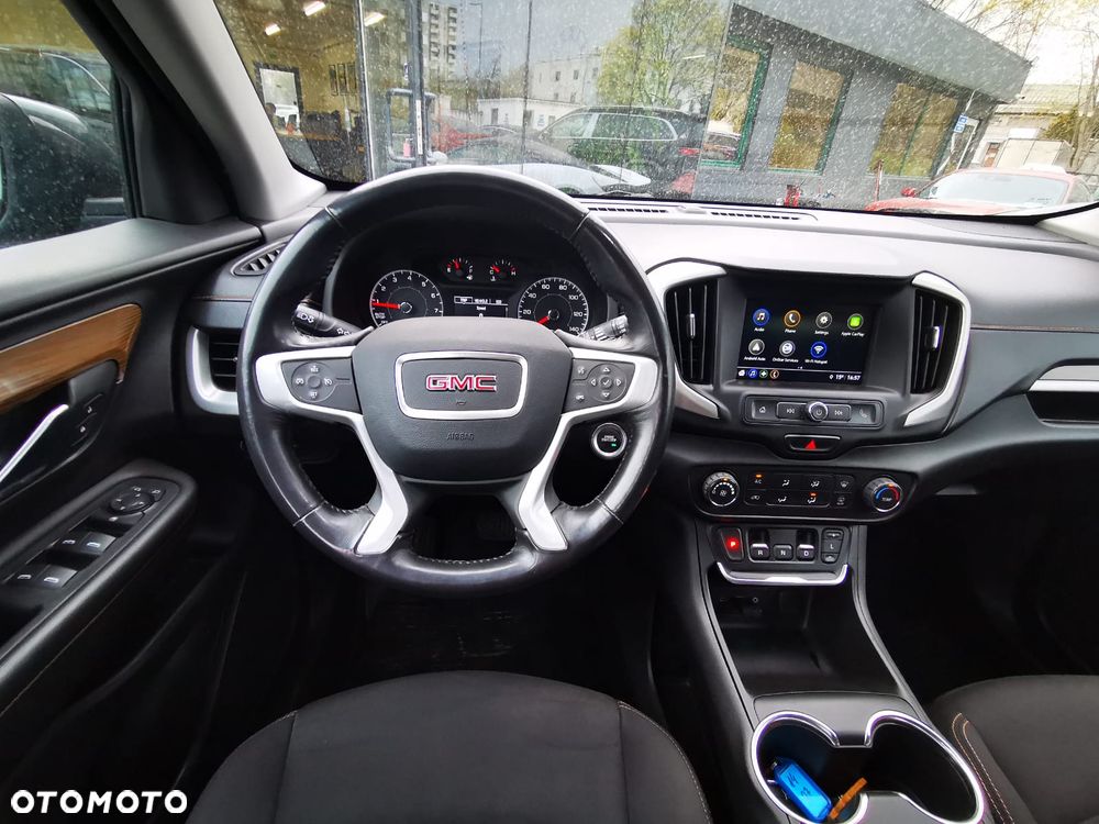 GMC Terrain - 10