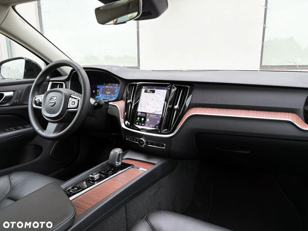 Volvo S60 B5 B AWD Plus Dark - 13