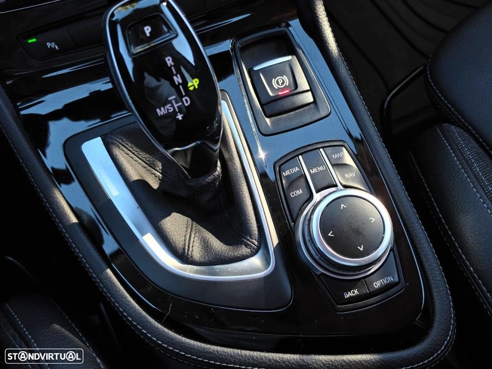 BMW 216 Active Tourer d Line Sport Auto - 16