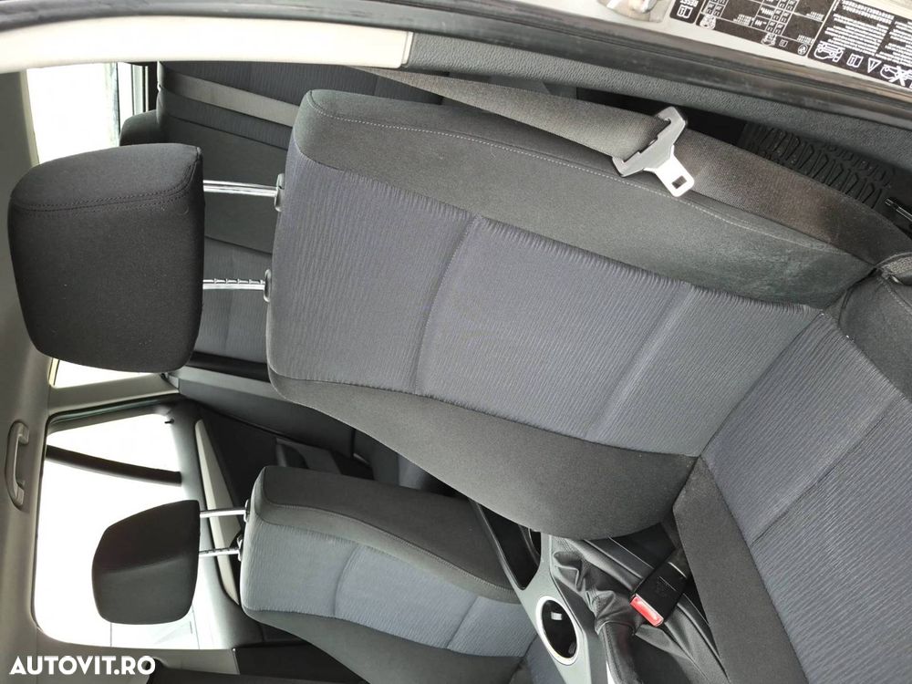BMW X1 xDrive18d - 21
