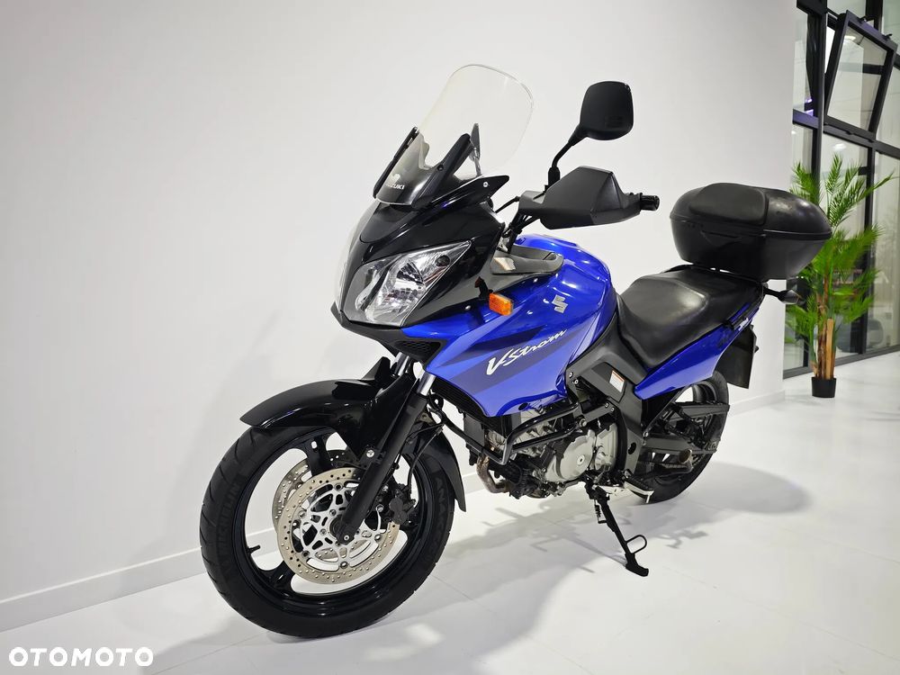 Suzuki V-STROM - 4