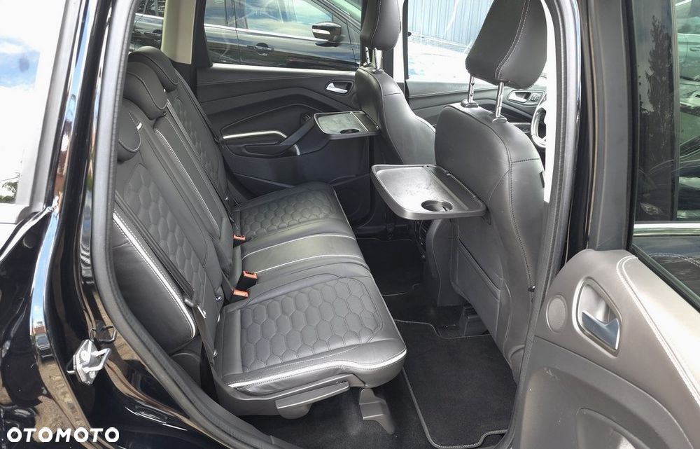Ford Kuga Vignale 2.0 TDCi AWD - 11