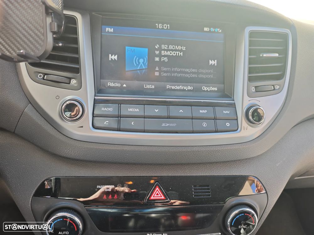 Hyundai Tucson 1.7 CRDi Executive - 7