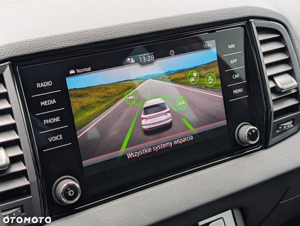 Skoda Karoq 1.5 TSI ACT Sportline DSG - 27
