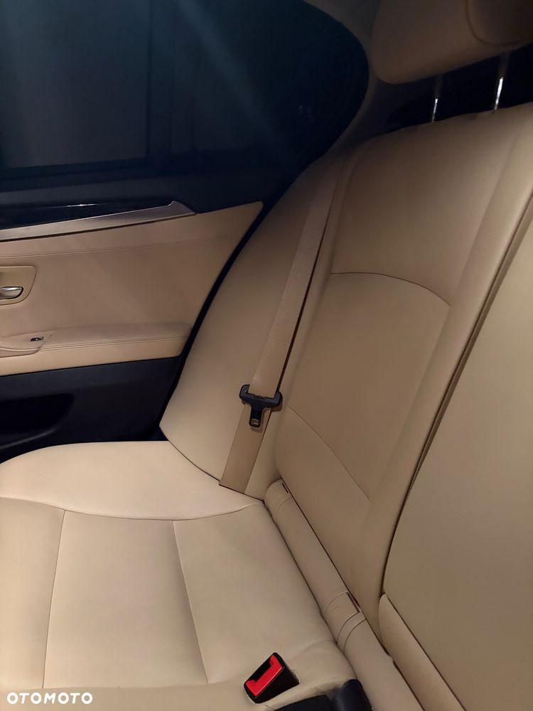 BMW Seria 5 535i - 18