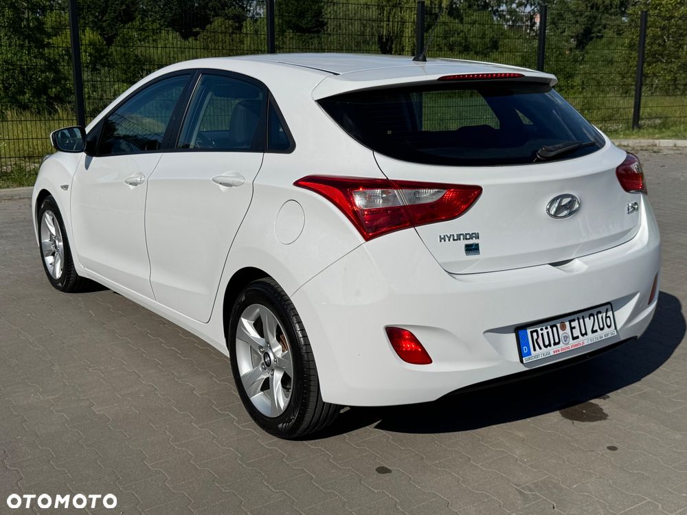 Hyundai i30 1.4 Trend - 36