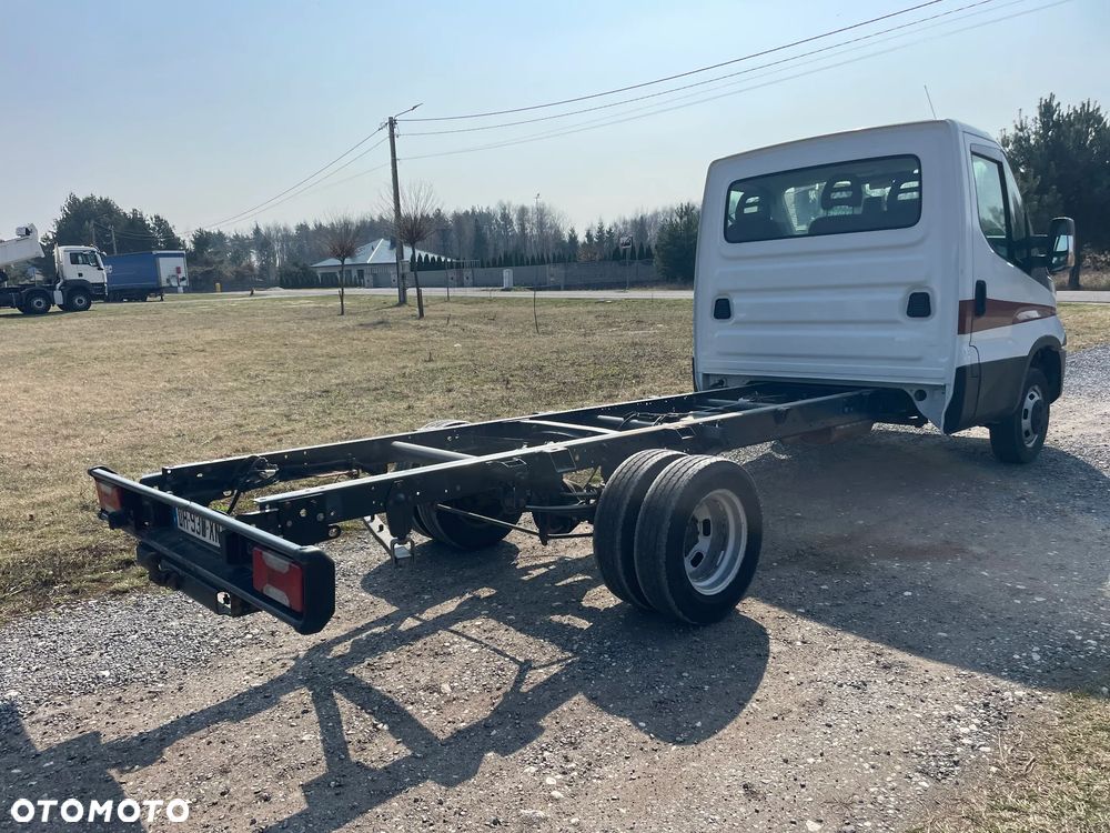 Iveco Daily 35C21 - 3