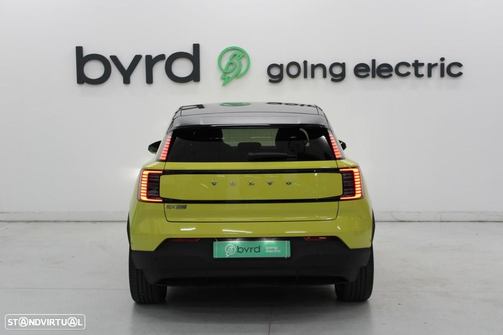 Volvo EX30 Single Motor Extended Range RWD Plus - 6