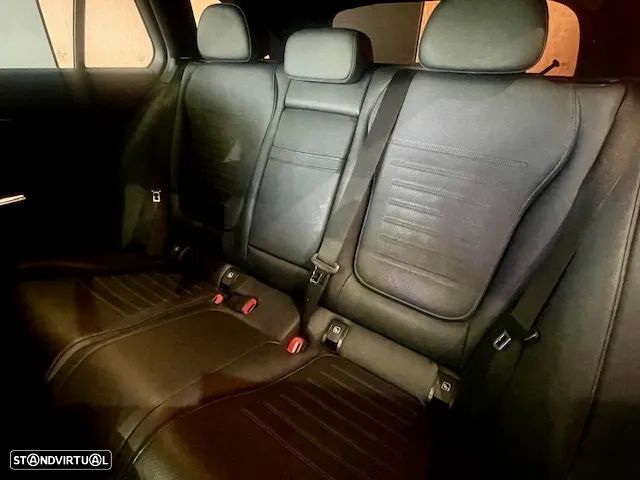 Mercedes-Benz C 300 e AMG Line - 28