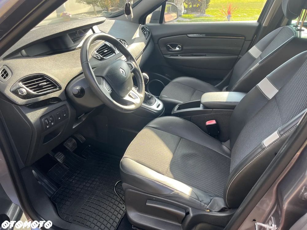 Renault Scenic ENERGY TCe 115 Bose Edition - 10