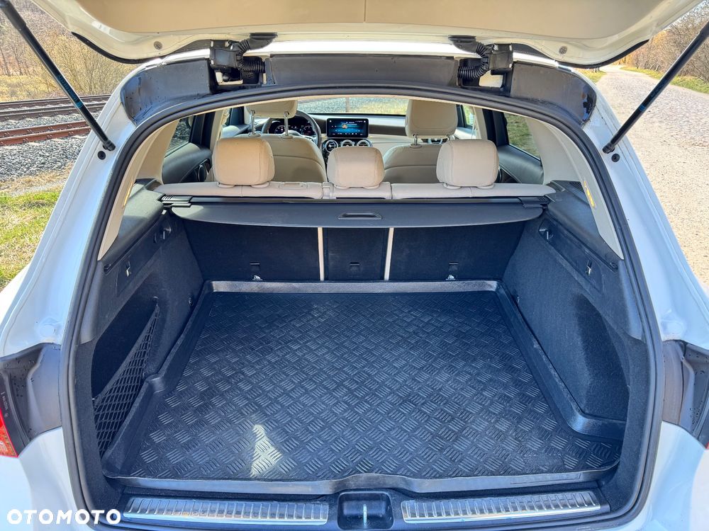 Mercedes-Benz GLC 200 d 4-Matic - 9