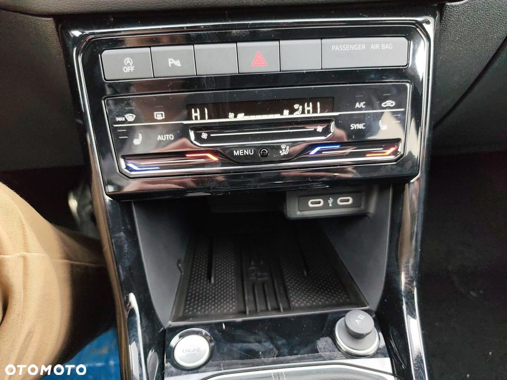 Volkswagen T-Cross 1.0 TSI R-Line Plus DSG - 19