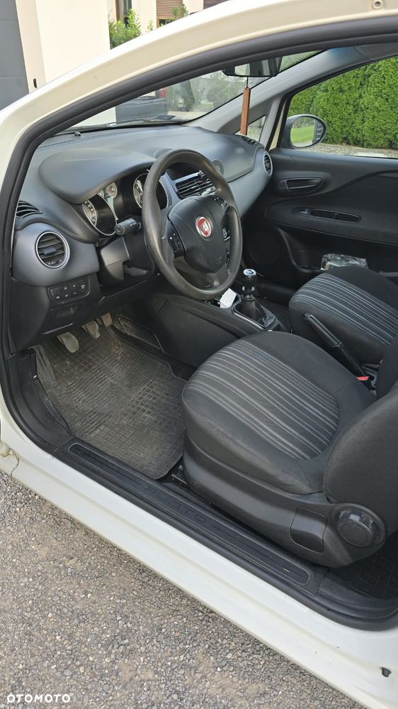 Fiat Punto - 10