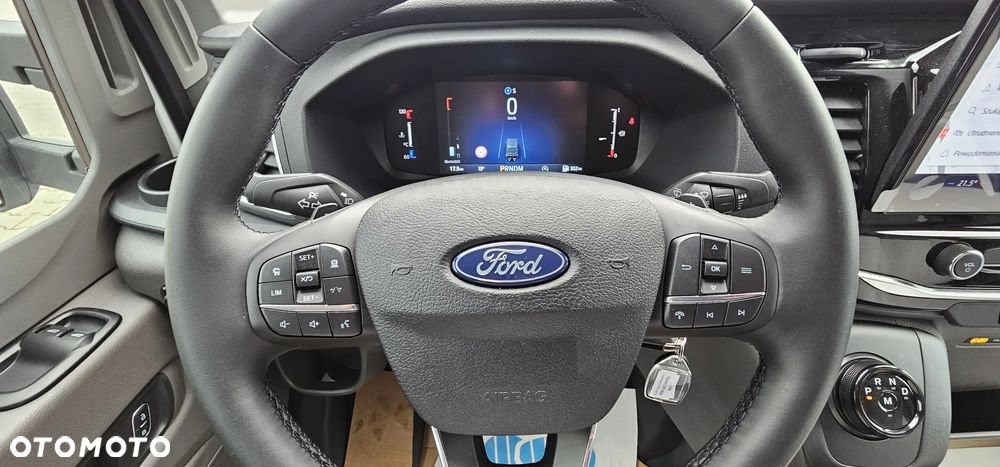 LMC Tourer Lift H634 - 4 osobowy / Ford Transit - 29