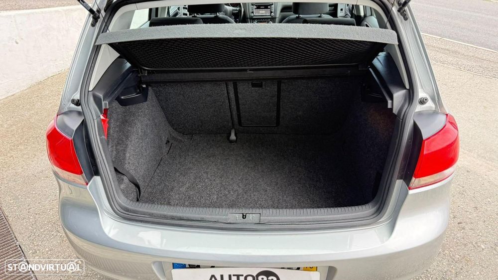 VW Golf 1.6 TDi Confortline - 12