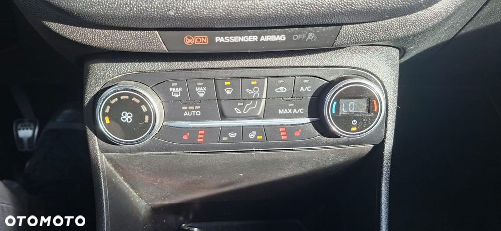 Ford Fiesta 1.0 EcoBoost S&S ST-LINE - 16