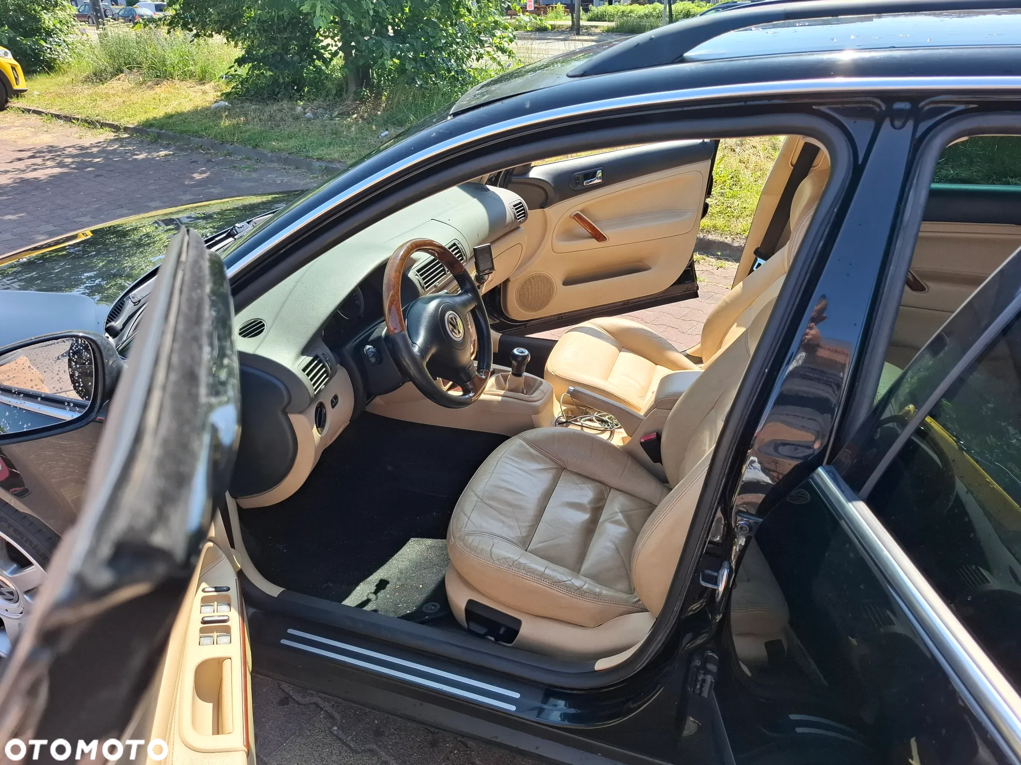 Volkswagen Passat 1.9 TDI Comfortline - 2