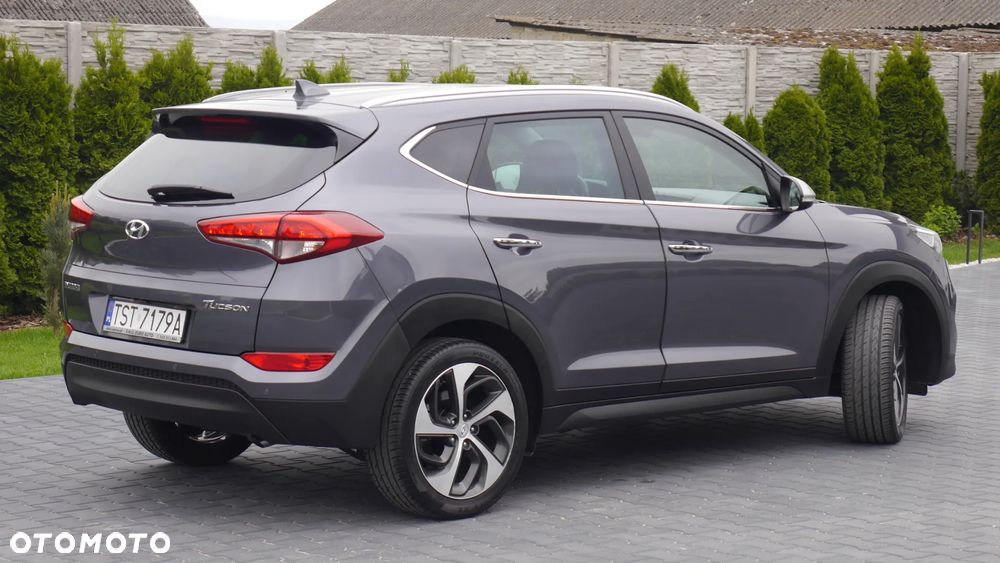Hyundai Tucson 1.7 CRDI BlueDrive GO 2WD - 20