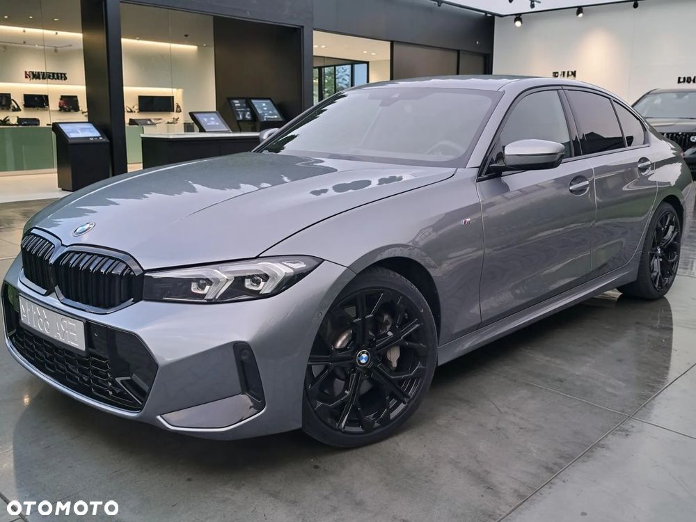 BMW Seria 3 330i xDrive - 7