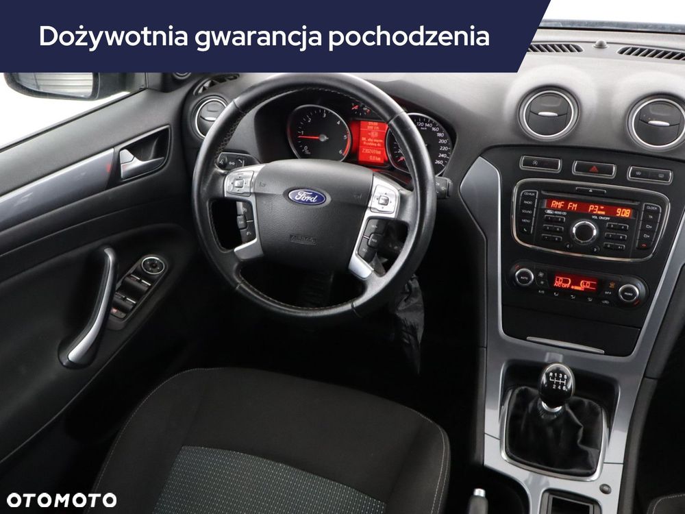 Ford Mondeo - 9