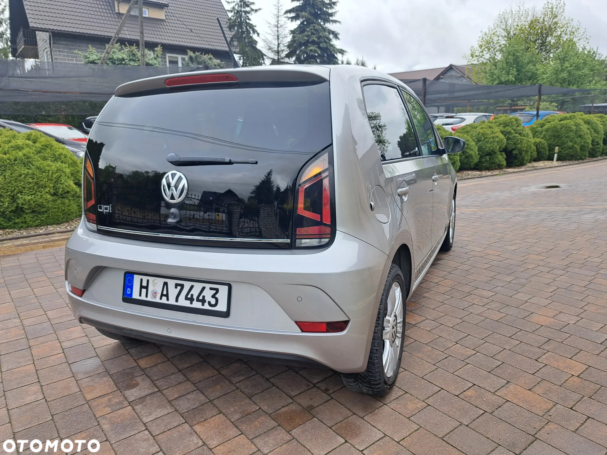 Volkswagen up! (BlueMotion Technology) beats - 14