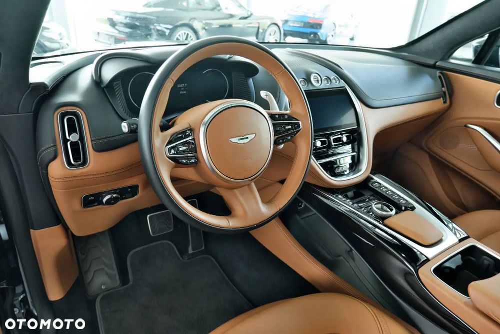 Aston Martin DBX Standard - 7