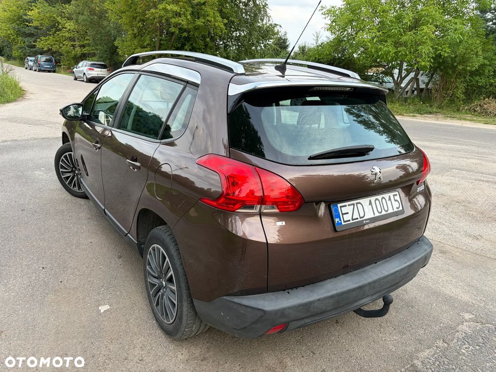 Peugeot 2008 1.2 VTi/Pure Tech Active - 10