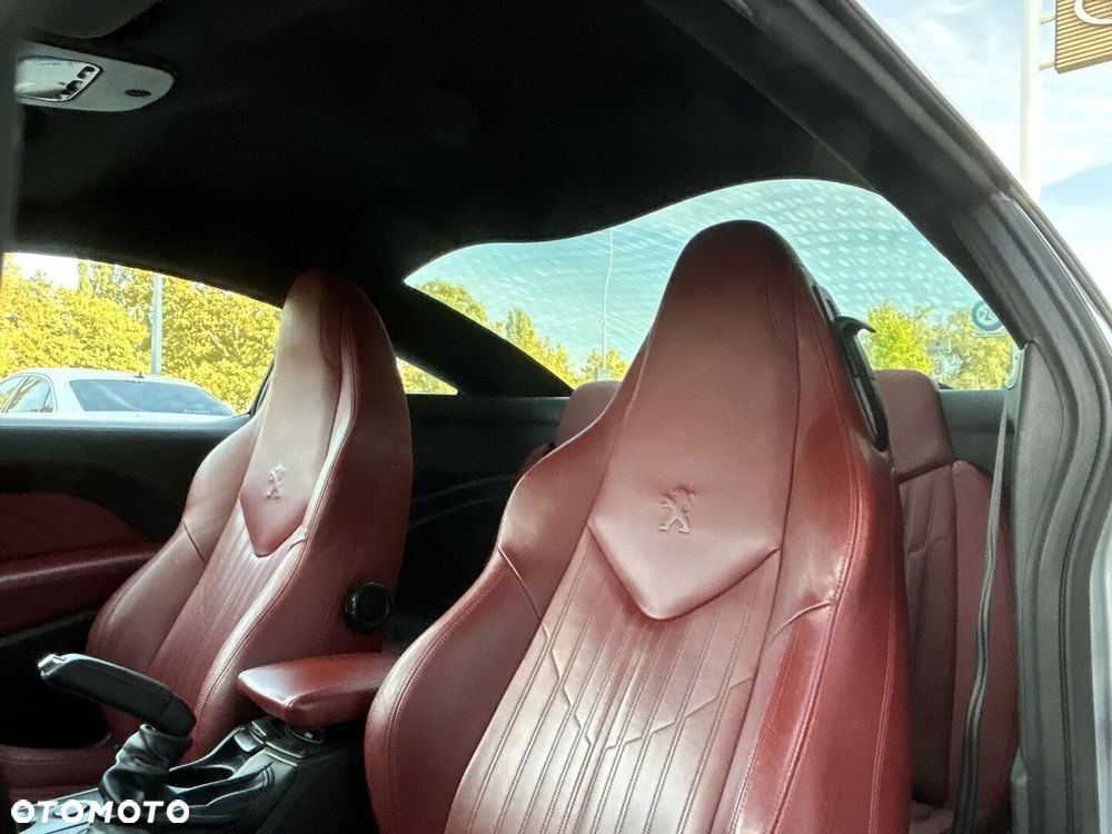 Peugeot RCZ 1.6 THP - 10