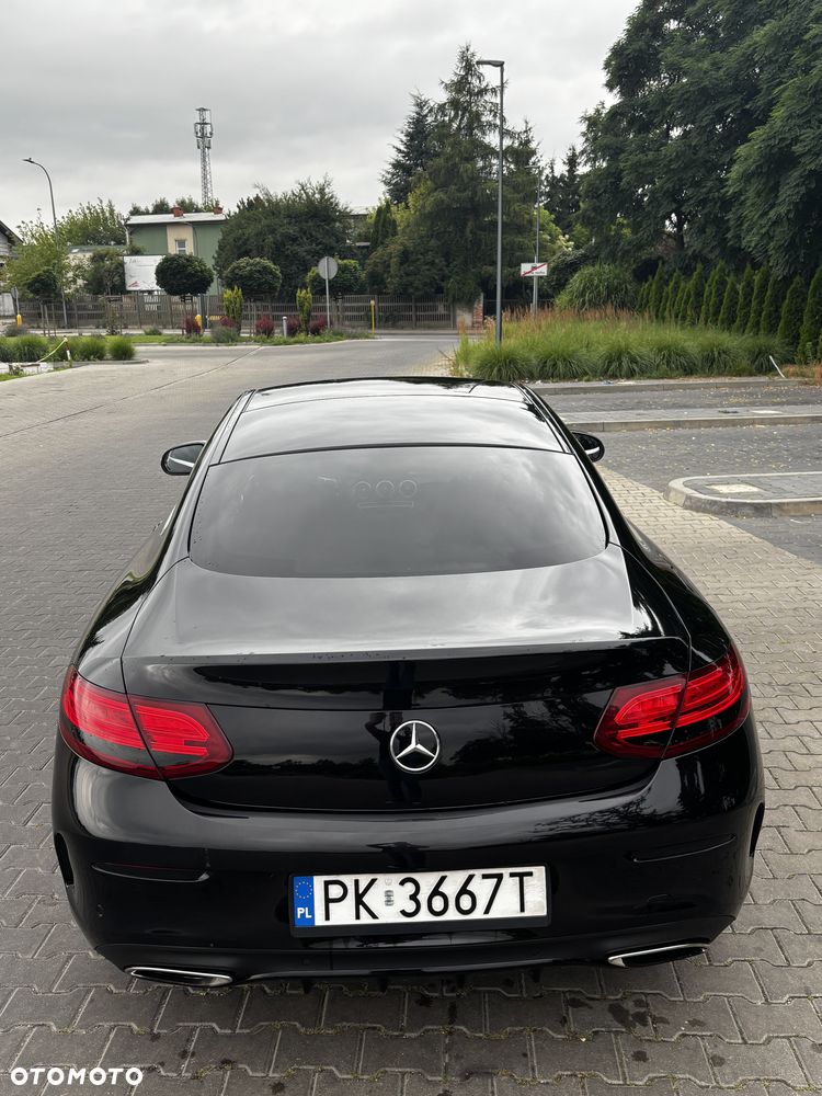 Mercedes-Benz Klasa C 300 7G-TRONIC Edition 1 - 9