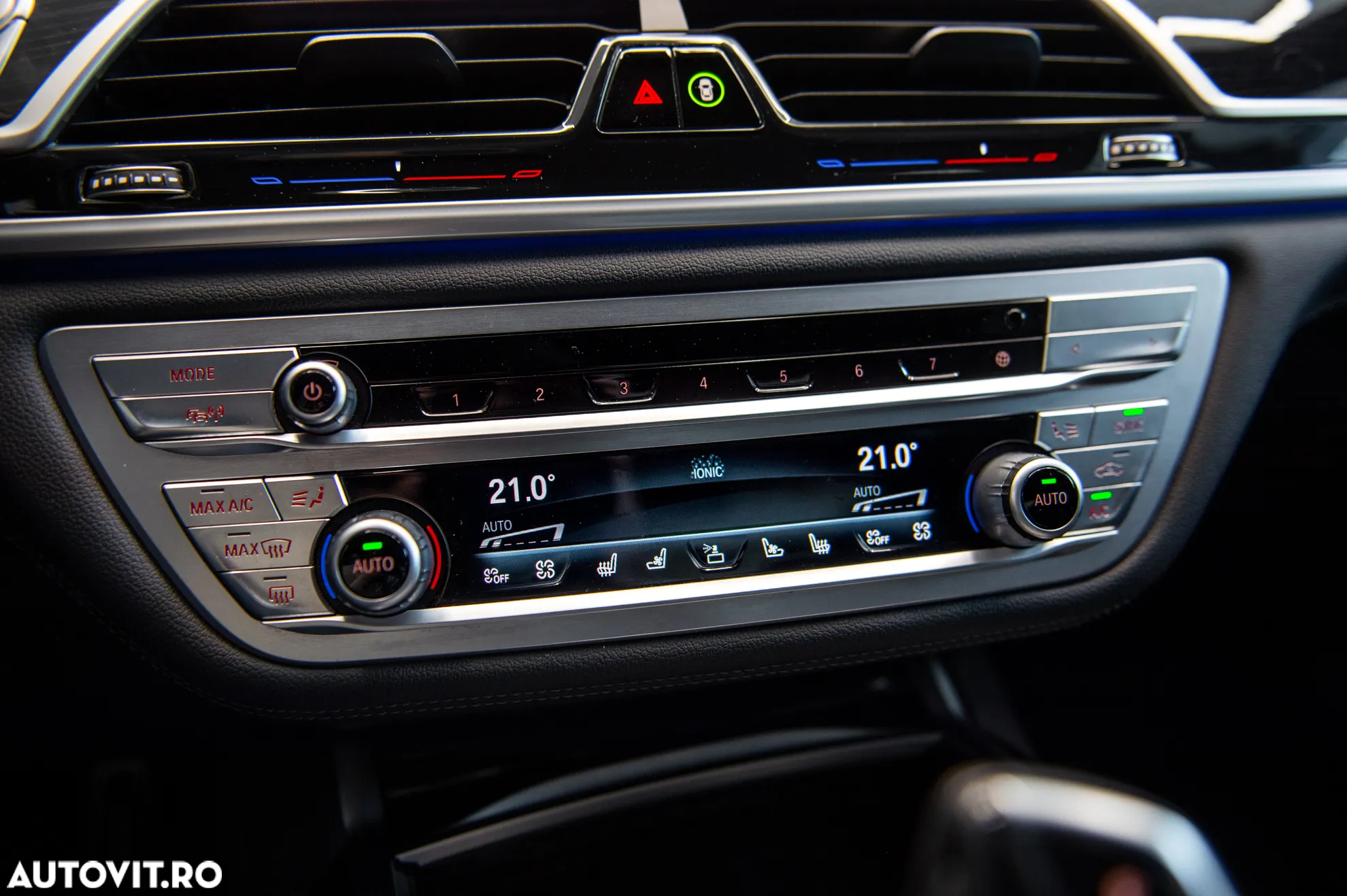BMW Seria 7 740Li xDrive - 23