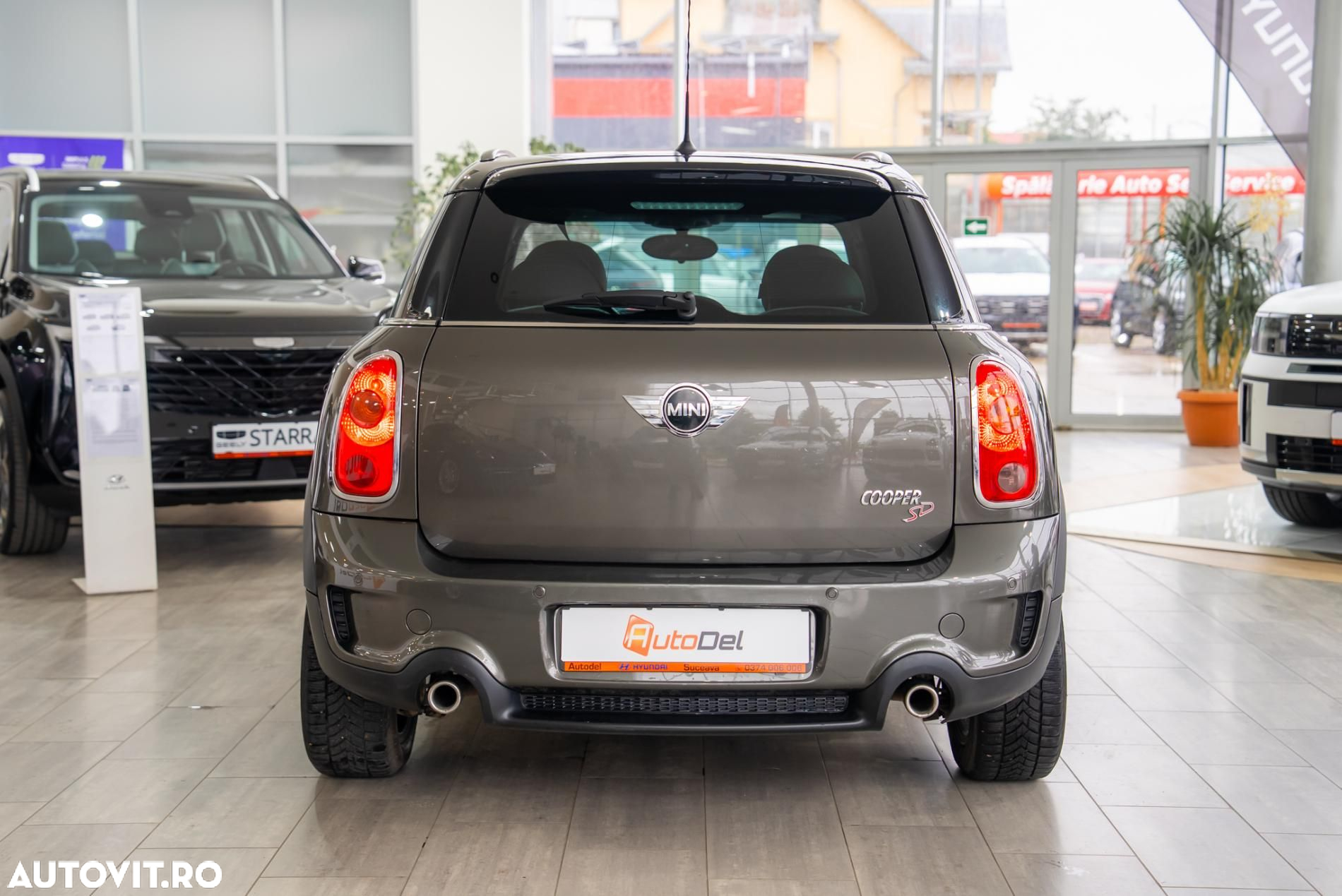 Mini Countryman Cooper SD ALL4 - 12