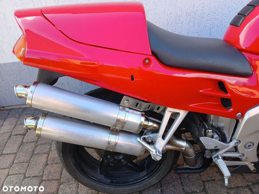 Honda VFR - 10